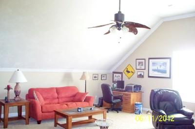 2011 Edgar Dillard Road Greenbrier, TN 37073 - Photo 13 of 17 BONUS ROOM HAS AREA FOR HOME OFFICE!