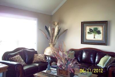 2011 Edgar Dillard Road Greenbrier, TN 37073 - Photo 4 of 17 LIVING ROOM HAS VOLUME CEILING AND LOTS OF NATURAL LIGHT!