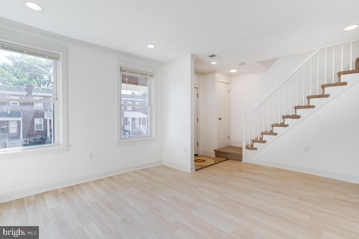 3609 Chesterfield Avenue Baltimore, MD 21213 - Photo 11 of 41