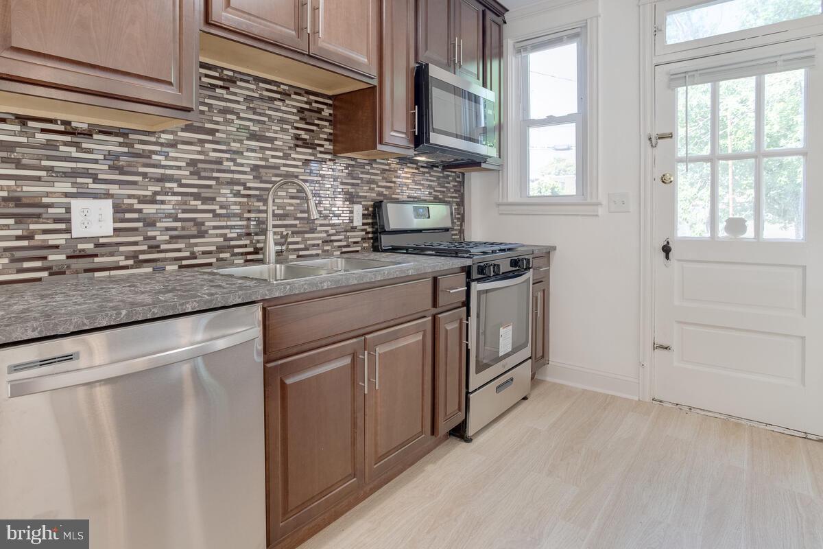 3609 Chesterfield Avenue Baltimore, MD 21213 - Photo 19 of 41