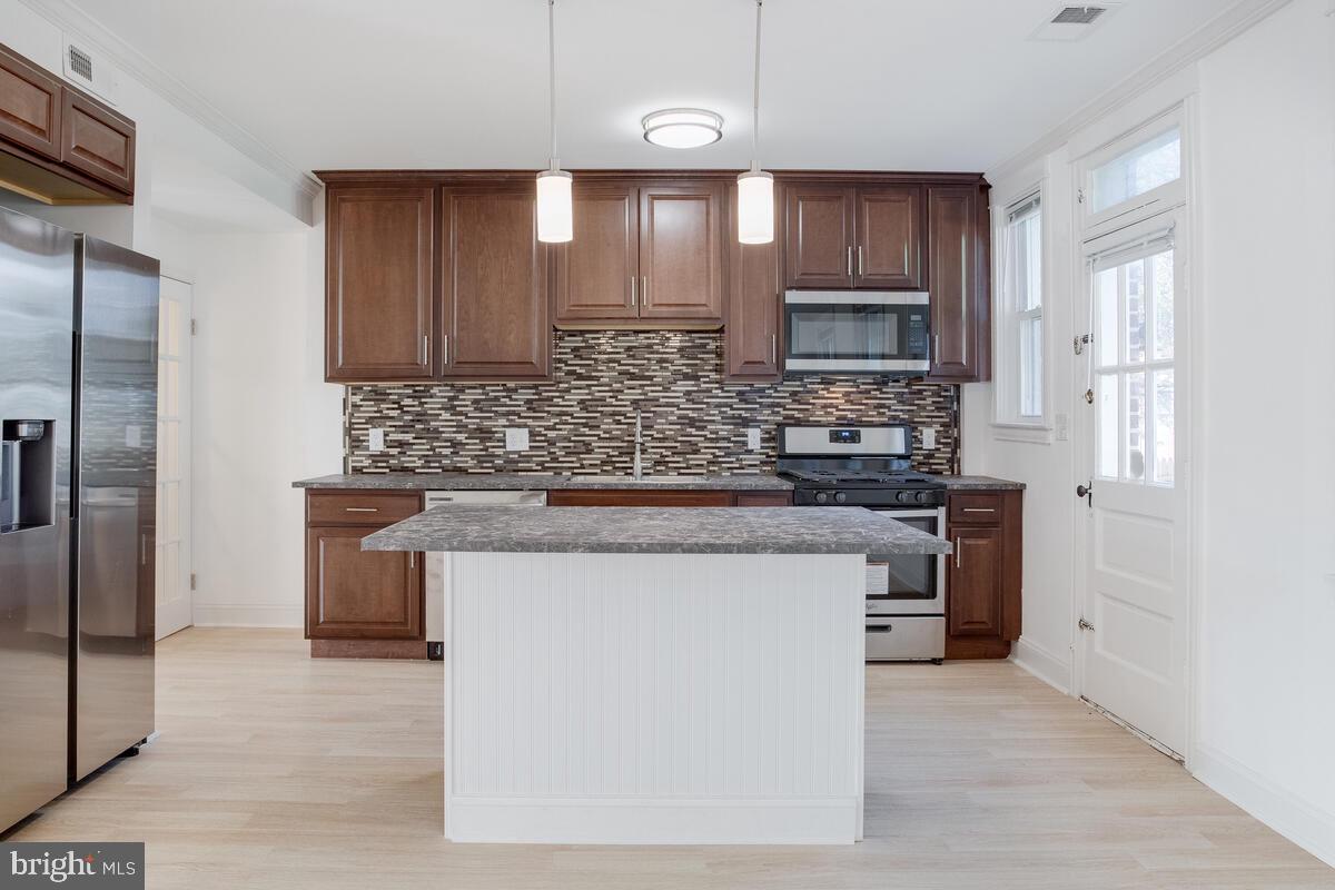 3609 Chesterfield Avenue Baltimore, MD 21213 - Photo 20 of 41