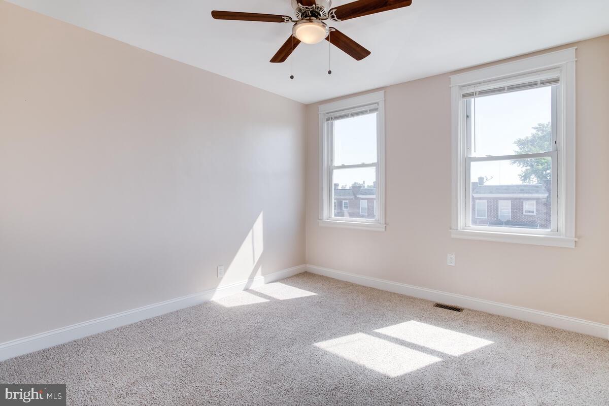 3609 Chesterfield Avenue Baltimore, MD 21213 - Photo 24 of 41