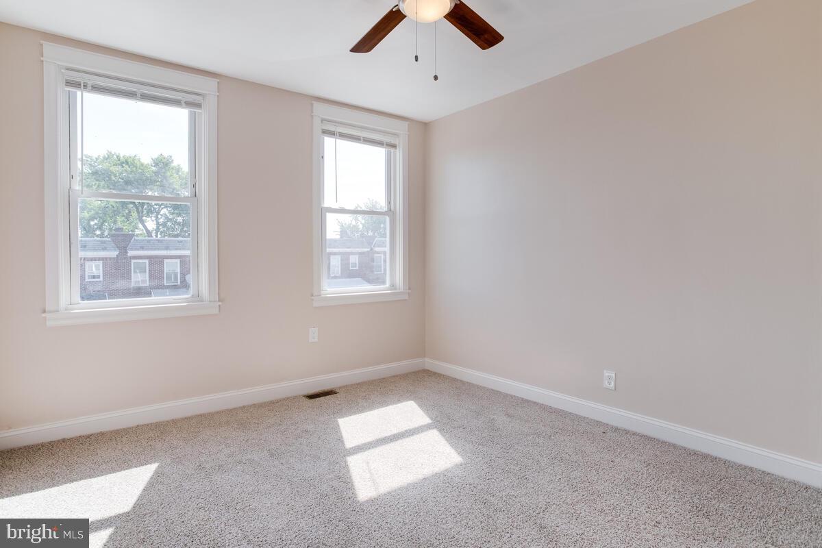 3609 Chesterfield Avenue Baltimore, MD 21213 - Photo 25 of 41