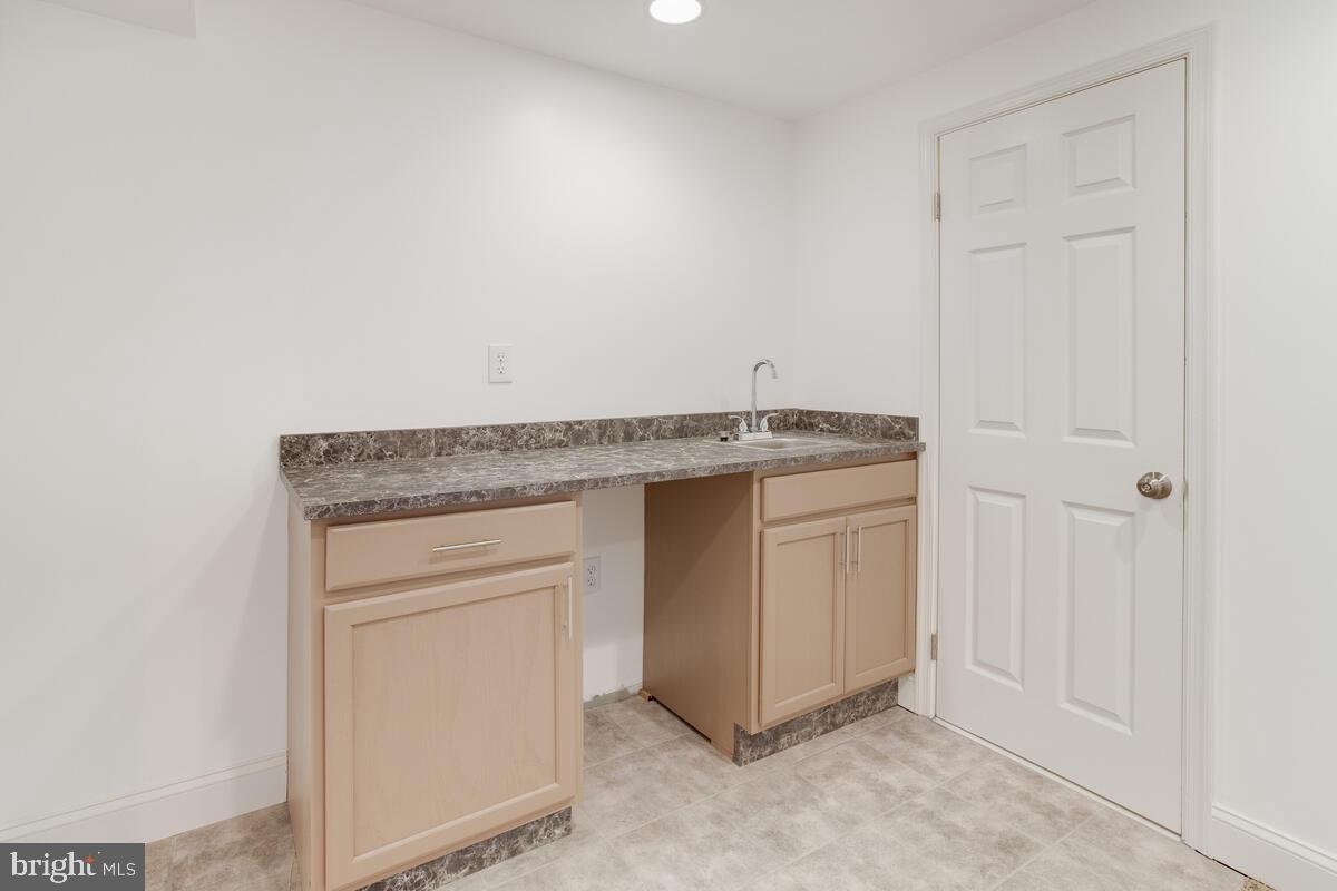 3609 Chesterfield Avenue Baltimore, MD 21213 - Photo 34 of 41