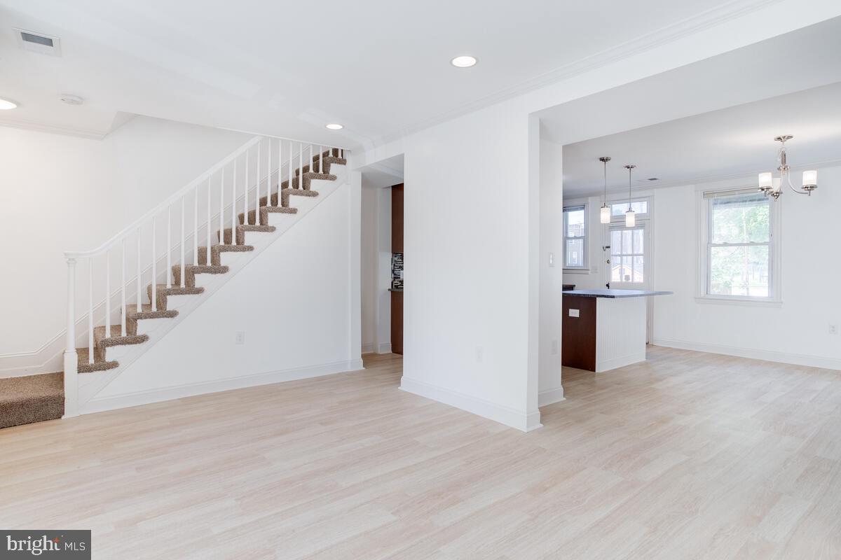 3609 Chesterfield Avenue Baltimore, MD 21213 - Photo 10 of 41
