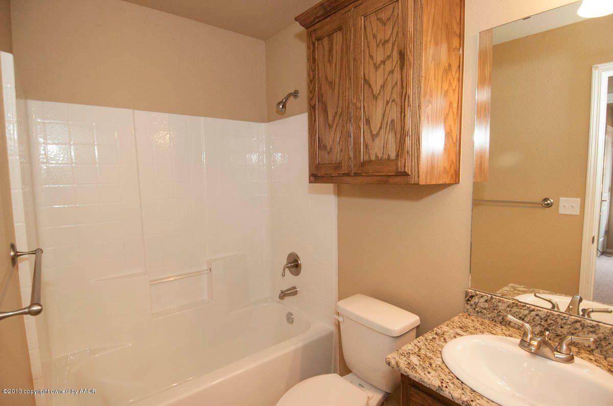 4524 Ida Louise Court Amarillo, TX 79110 - Photo 15 of 18 MASTER BATH VIEW 3