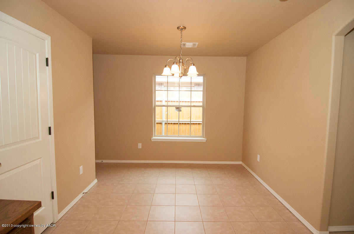 4524 Ida Louise Court Amarillo, TX 79110 - Photo 9 of 18 DINING VIEW 1