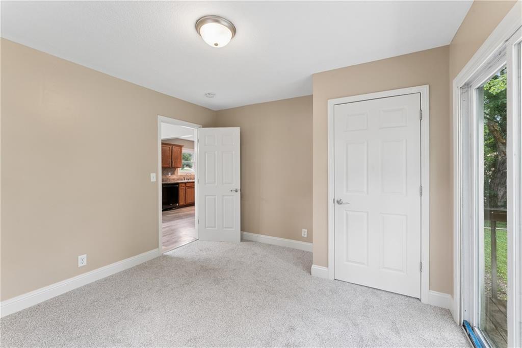 2811 South Northern Boulevard Independence, MO 64052 - Photo 20 of 44
