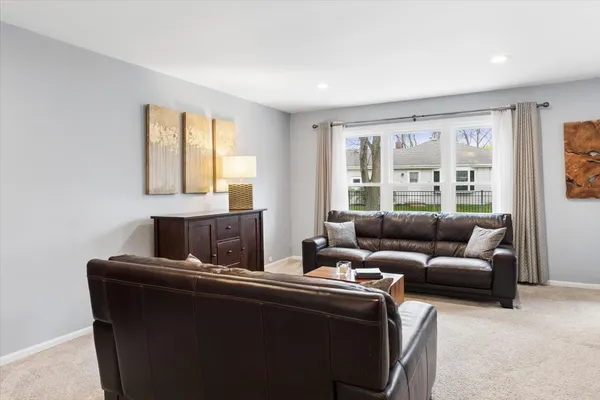 $620,000 | 6644 Stowe Court, Lisle, IL 60532