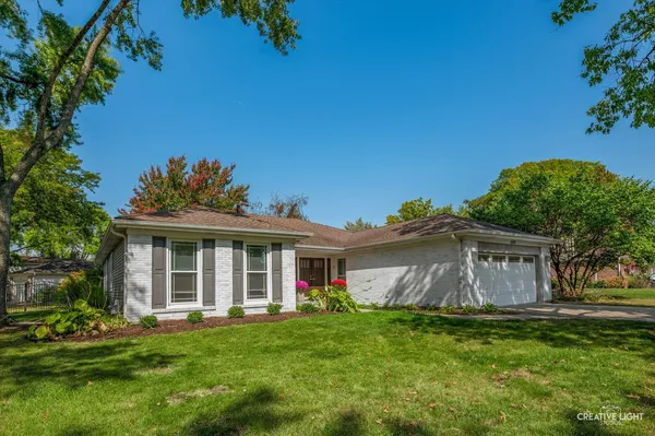 $620,000 | 6644 Stowe Court, Lisle, IL 60532