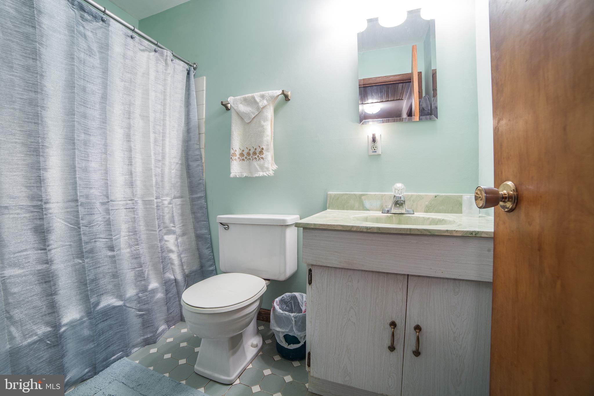 1627 Woodland Road Green Lane, PA 18054 - Photo 13 of 19 Gallery Image 13