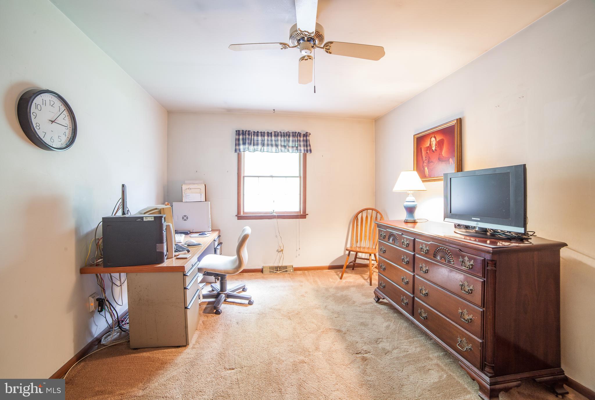 1627 Woodland Road Green Lane, PA 18054 - Photo 9 of 19 Gallery Image 9