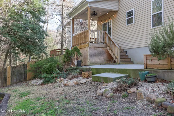 $355,000 | 202 Peggy's Trace, Sneads Ferry, NC 28460