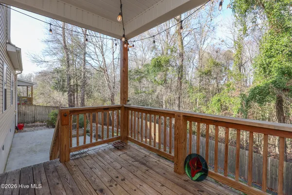 $355,000 | 202 Peggy's Trace, Sneads Ferry, NC 28460