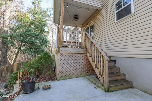 $355,000 | 202 Peggy's Trace, Sneads Ferry, NC 28460