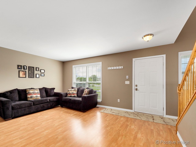 1876 Sierra Trail Romeoville, IL 60446 - Photo 3 of 22