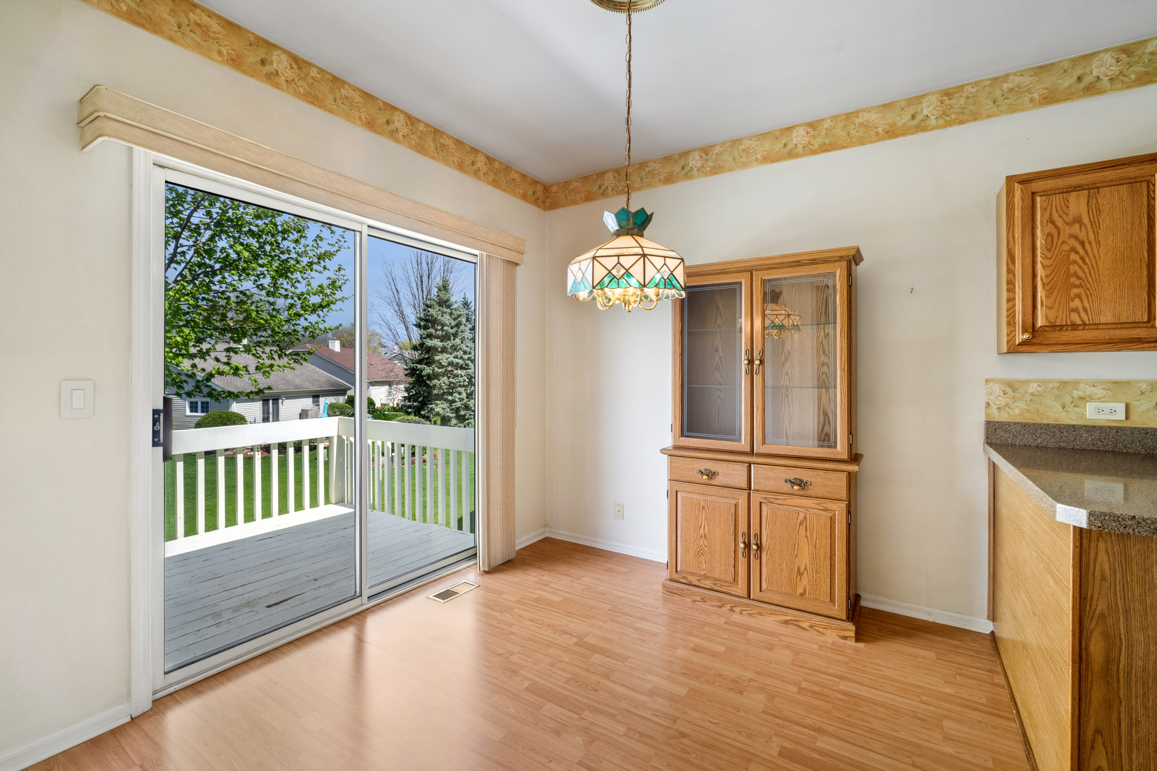 592 Rose Lane Bartlett, IL 60103 - Photo 6 of 20