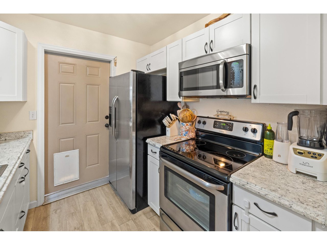 3705 Riverside Parkway Evans, CO 80620 - Photo 12 of 32 Kitchen