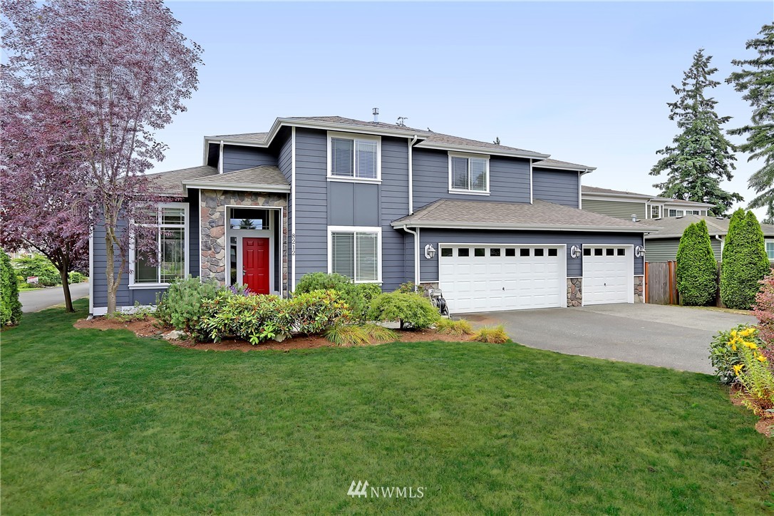 8212 234th Street Southwest Edmonds, WA 98026 - Photo 1 of 22 Gallery Image 1