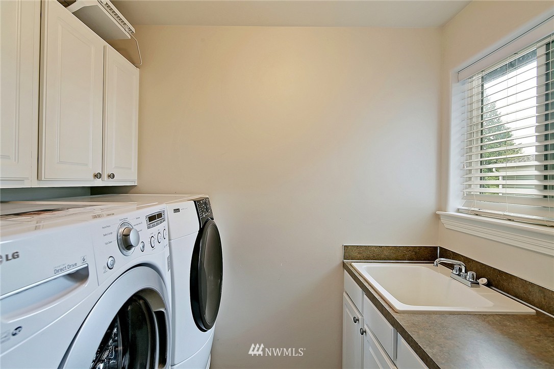 8212 234th Street Southwest Edmonds, WA 98026 - Photo 19 of 22 Gallery Image 19