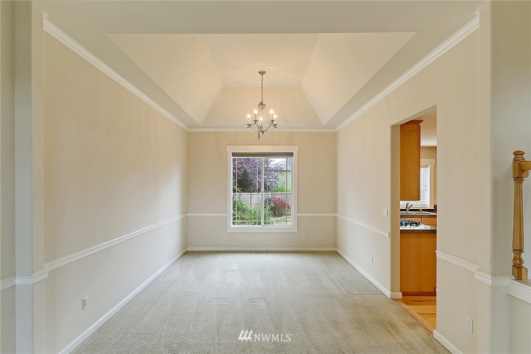 8212 234th Street Southwest Edmonds, WA 98026 - Photo 7 of 22 Gallery Image 7