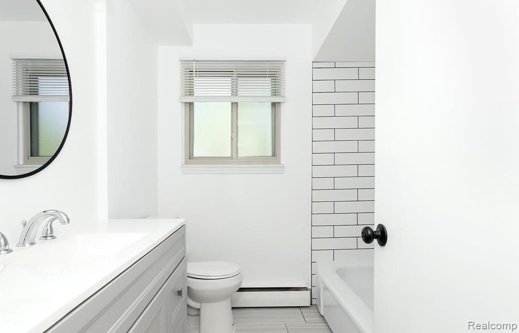 3340 Greenfield Road, Unit 11 Royal Oak, MI 48073 - Photo 12 of 13