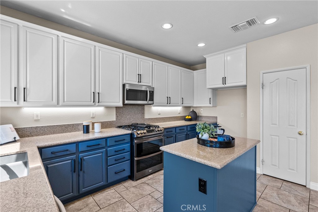 29908 Shadow Castaic, CA 91384 - Photo 20 of 68
