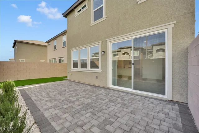 $2,400 | 9136 Rivington Avenue, Las Vegas, NV 89148