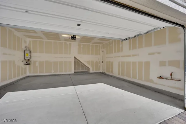 $2,400 | 9136 Rivington Avenue, Las Vegas, NV 89148