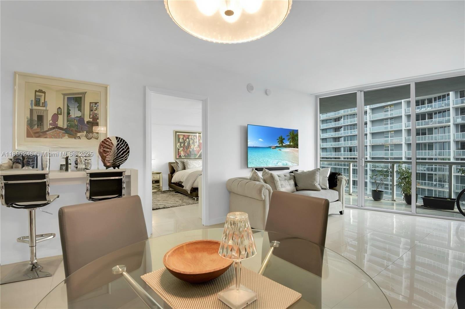 475 Brickell Avenue, Unit 4711 Miami, FL 33131 - Photo 7 of 17