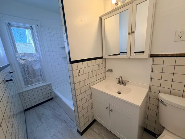 $3,300 | 150 Franklin Street, Unit 1, Framingham, MA 01702