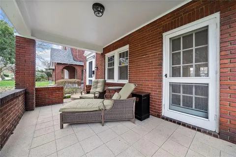 $600,000 | 5514 Wellesley Avenue, Pittsburgh, PA 15206