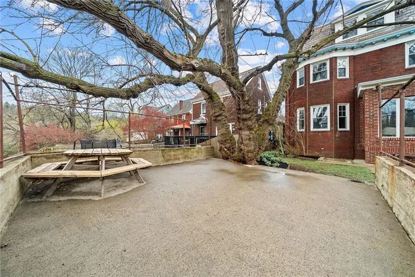 $600,000 | 5514 Wellesley Avenue, Pittsburgh, PA 15206