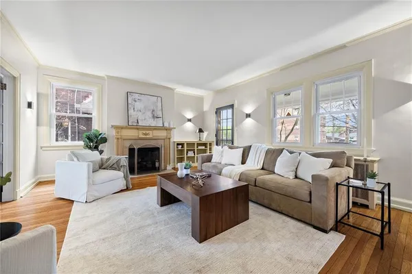 $600,000 | 5514 Wellesley Avenue, Pittsburgh, PA 15206