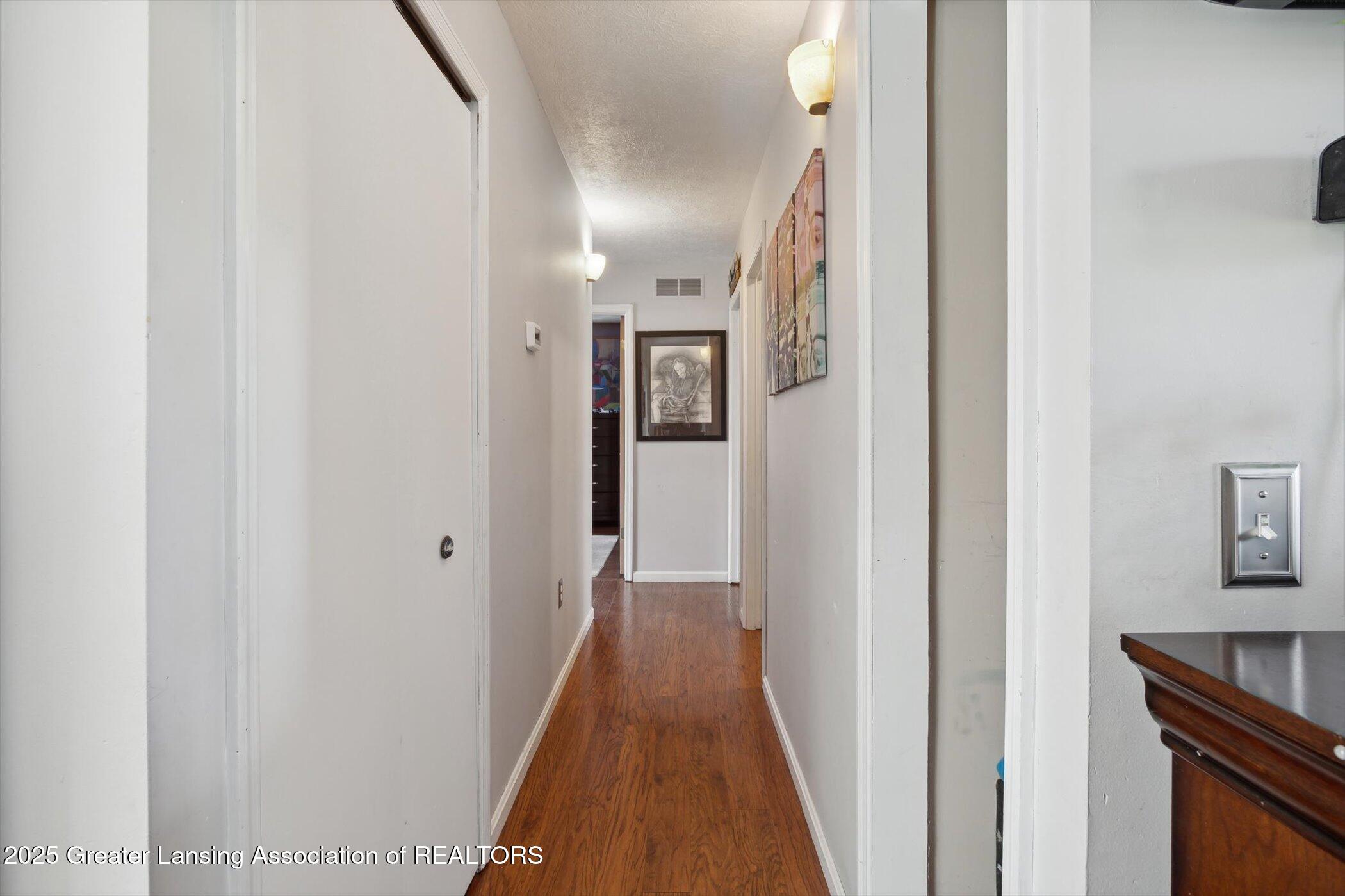 3005 Budd Road Stockbridge, MI 49285 - Photo 16 of 32 Hallway
