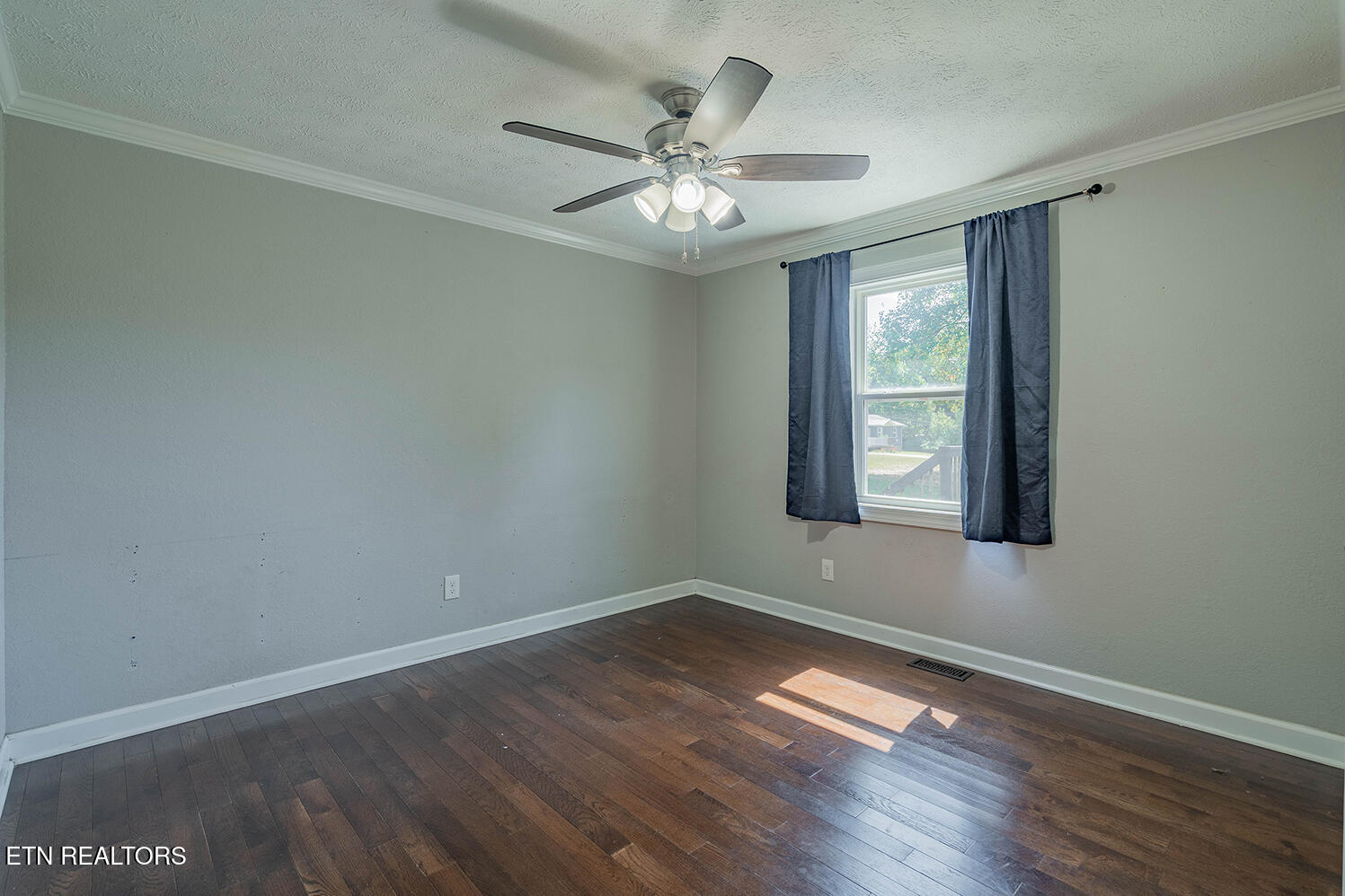197 Liberty Road Wartburg, TN 37887 - Photo 18 of 37 A7303862-HDR