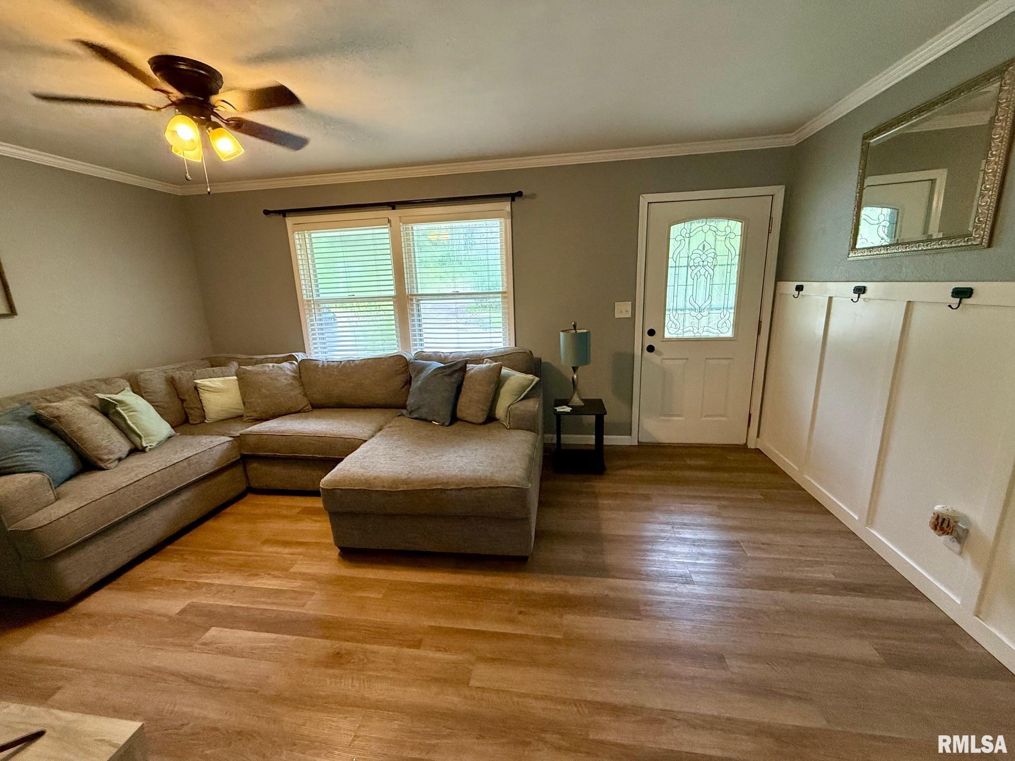 224 West Rutledge Street Petersburg, IL 62675 - Photo 2 of 31 Gallery Image 2
