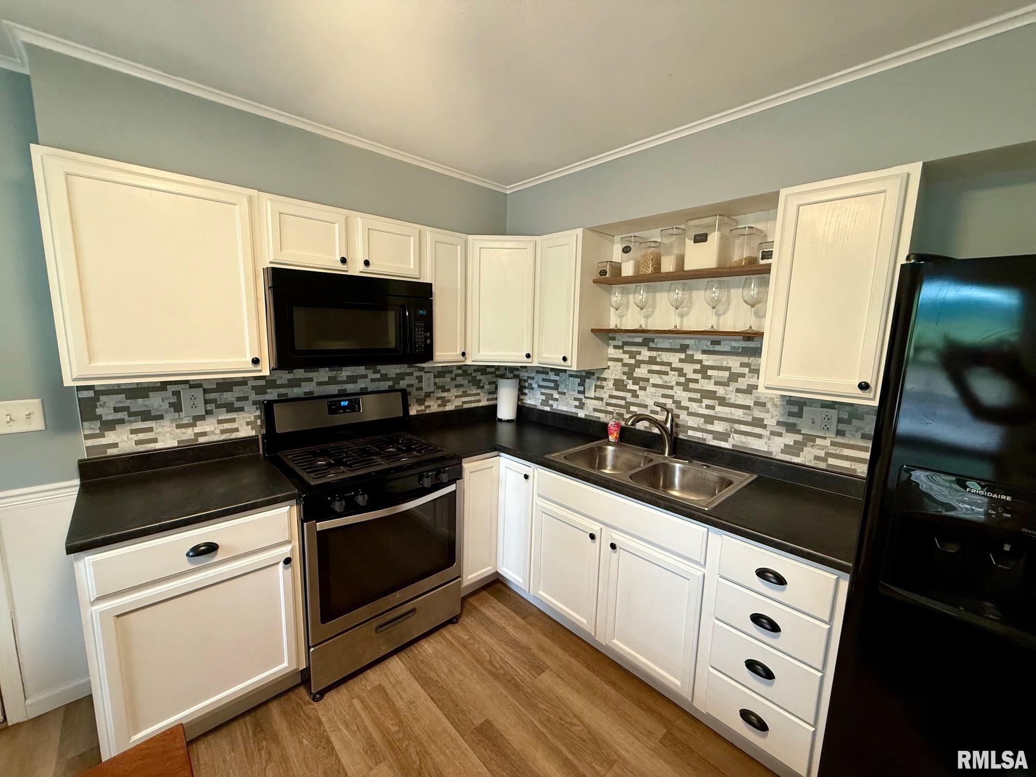 224 West Rutledge Street Petersburg, IL 62675 - Photo 8 of 31 Gallery Image 8