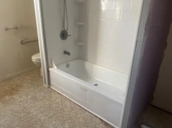 $120,950 | 520 South Broadway Street, Union City, MI 49094