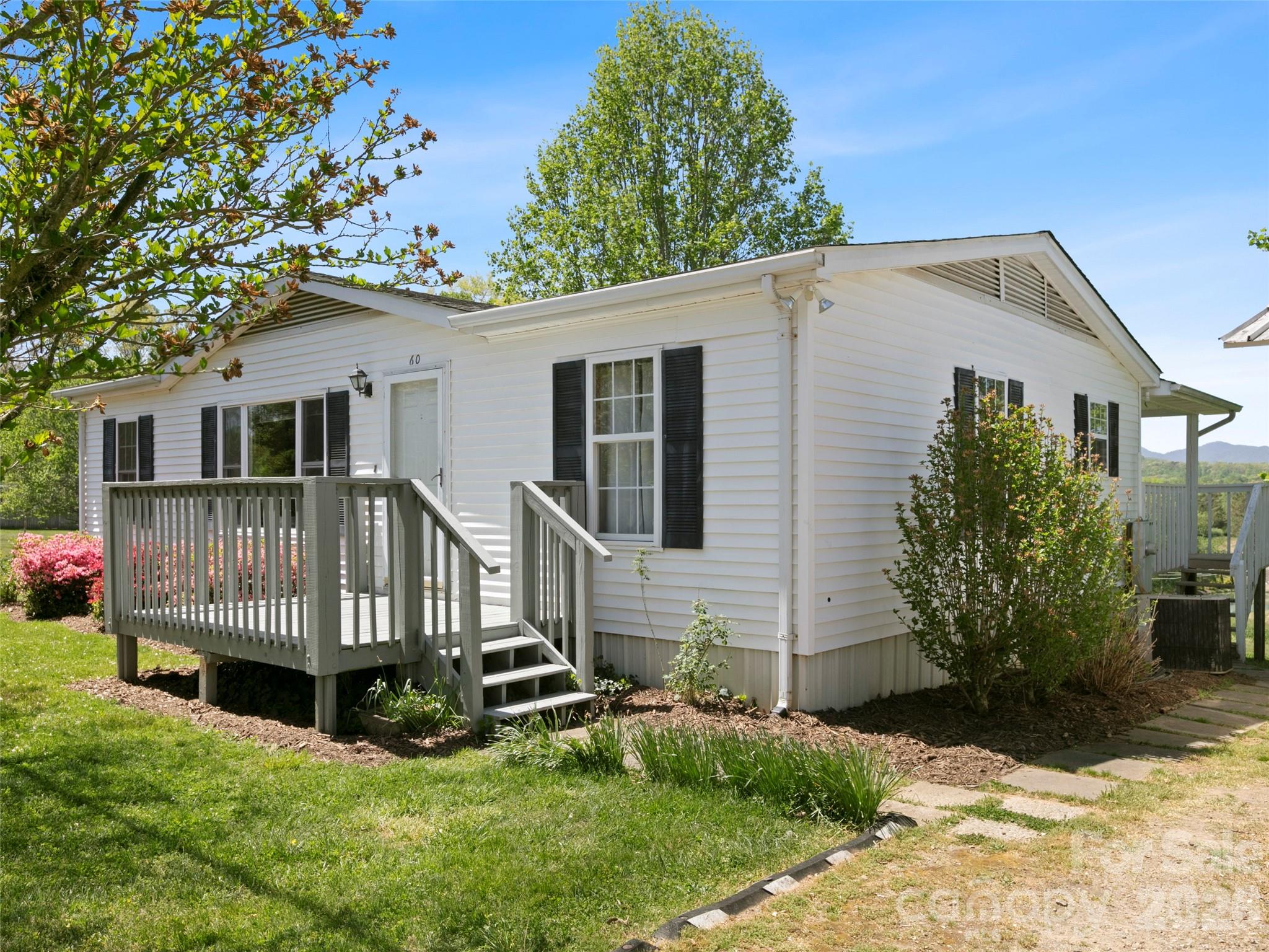 60 Dix Creek Chapel Road Asheville, NC 28806 - Photo 1 of 40