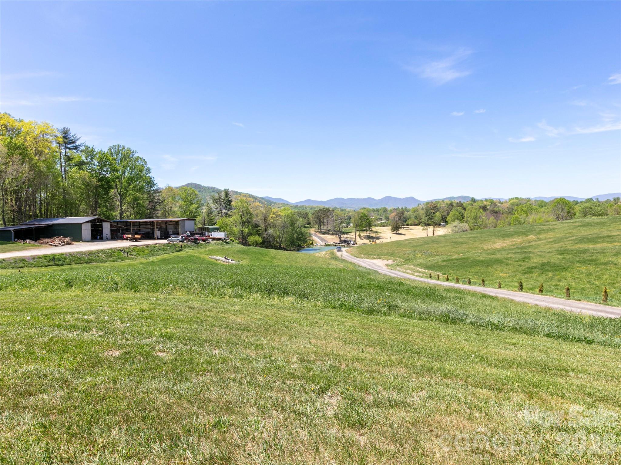 60 Dix Creek Chapel Road Asheville, NC 28806 - Photo 18 of 40