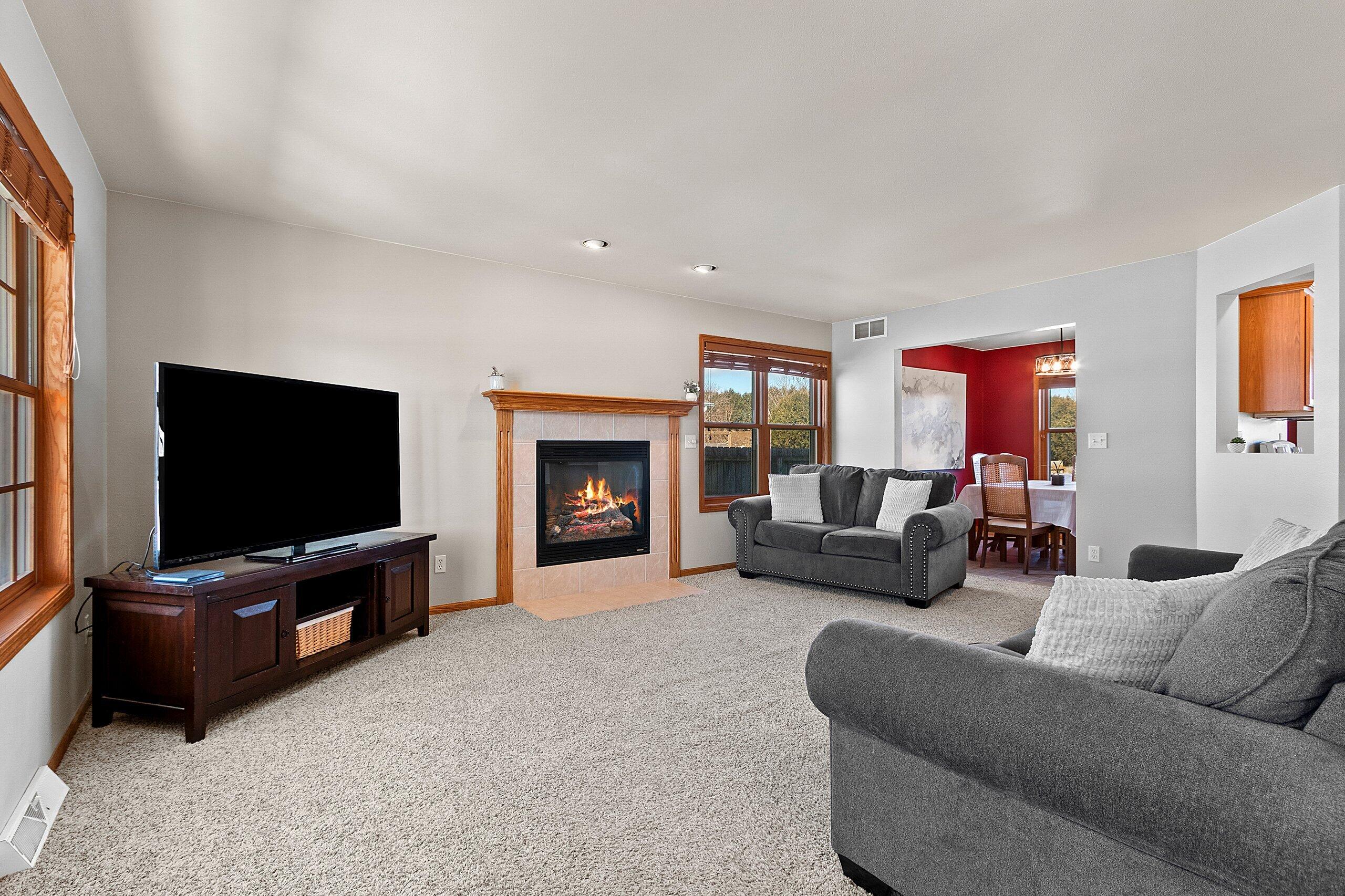 4508 Ridge Court Manitowoc, WI 54220 - Photo 6 of 39 149519.JPG-SMALL