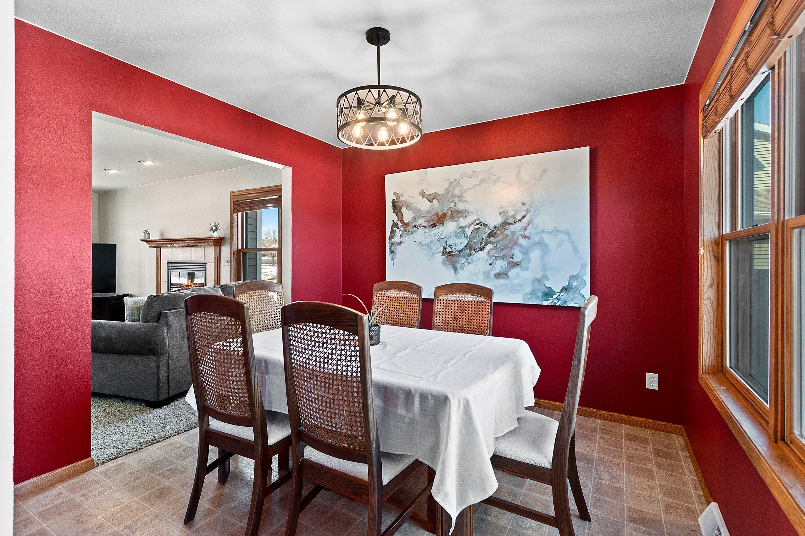 4508 Ridge Court Manitowoc, WI 54220 - Photo 10 of 39 149547.JPG-SMALL