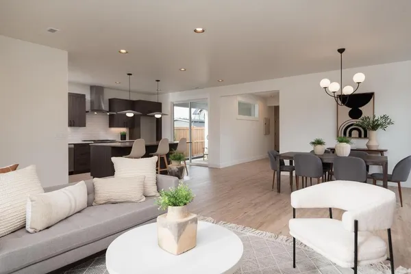 $729,000 | 20506 Murphy Road, Bend, OR 97702