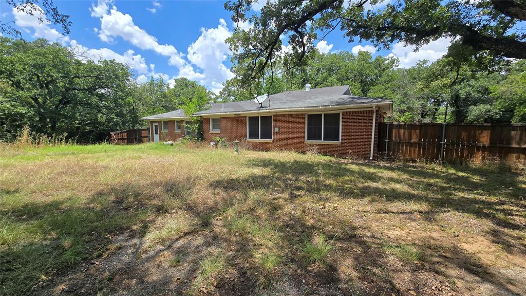 2503 West Pipeline Road Euless, TX 76040 - Photo 4 of 10