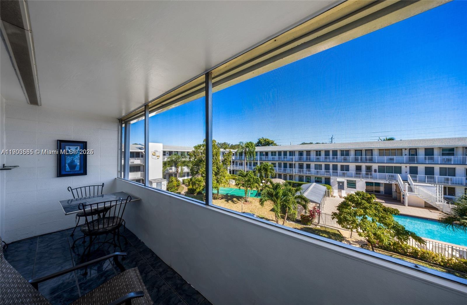 15610 Northeast 6th Avenue, Unit 33D Miami, FL 33162 - Photo 4 of 18