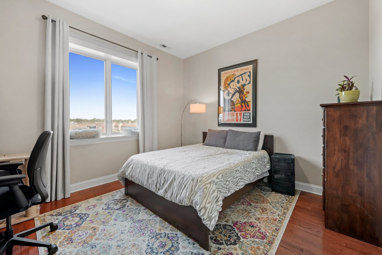 4346 North Pulaski Road, Unit 303 Chicago, IL 60641 - Photo 11 of 16