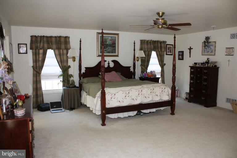 823 Pasadena Road Pasadena, MD 21122 - Photo 4 of 21 Master Bedroom