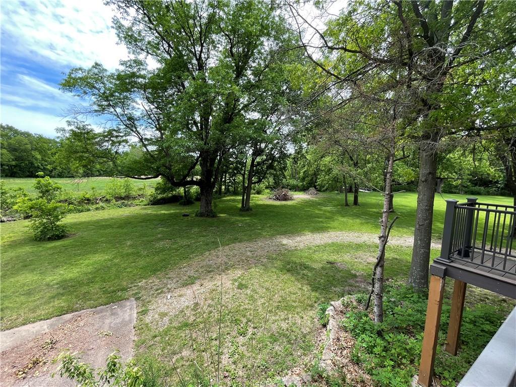 13905 Leavenworth Road Basehor, KS 66007 - Photo 11 of 12