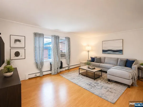 $1,950 | 53 Knox Terrace, Unit 2A, Wayne, NJ 07470